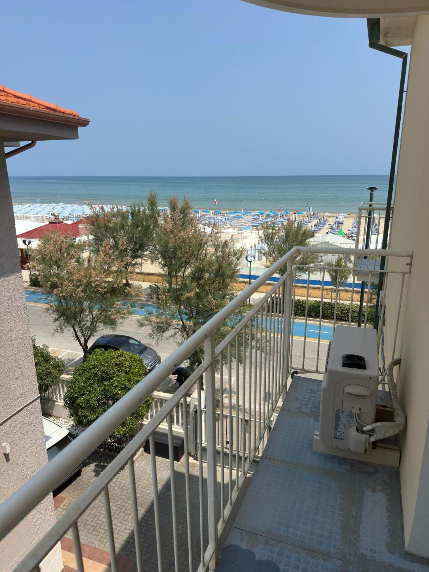 Hotel B&B Sole Senigallia Ngoại thất bức ảnh